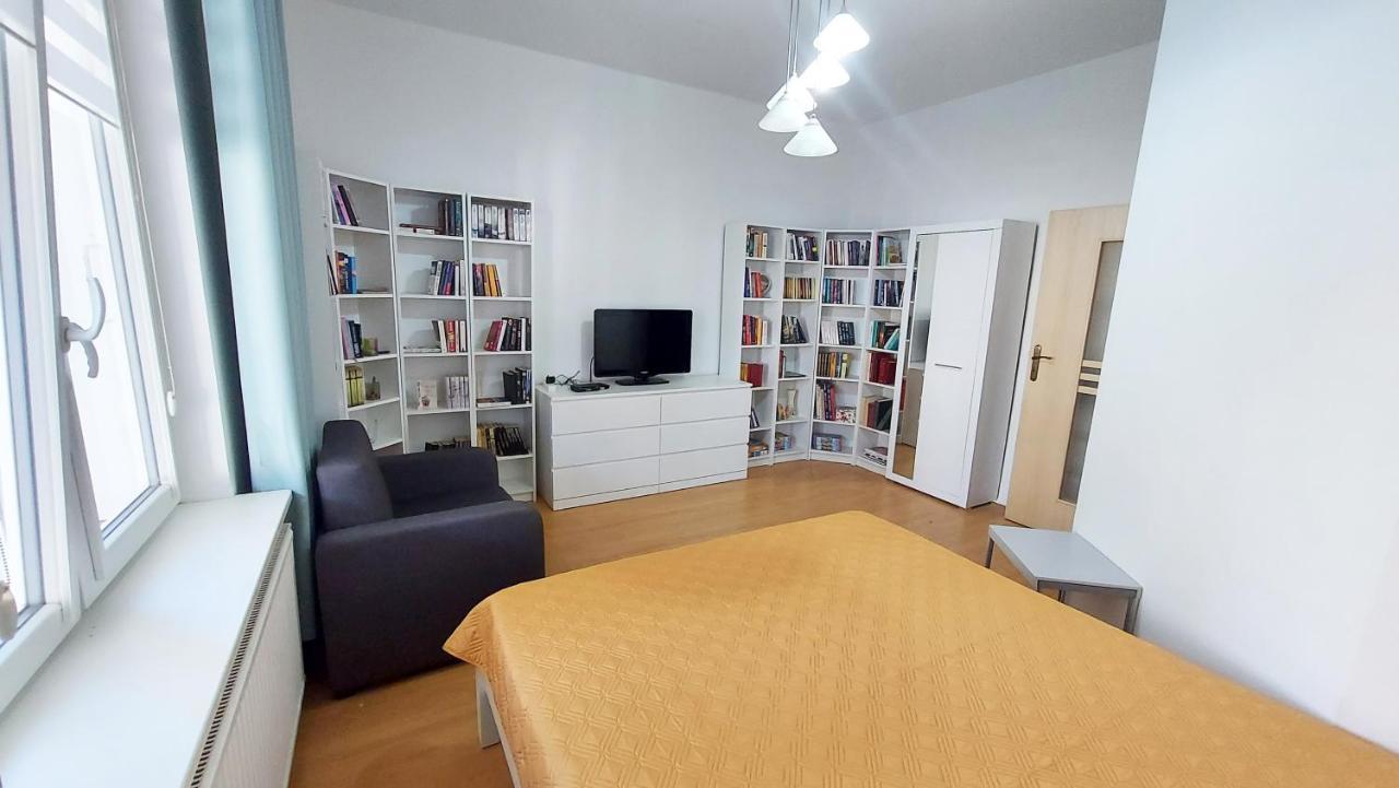 Apartament Blisko Morza Kolobrzeg-Podczele Daire Dış mekan fotoğraf